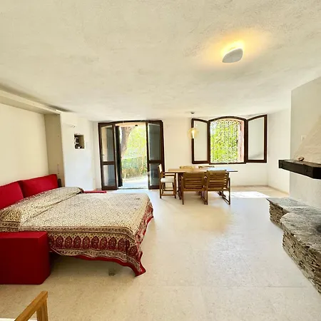 Holiday home Grecale