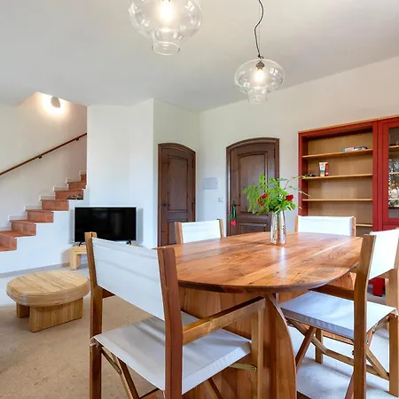 Holiday home Grecale *